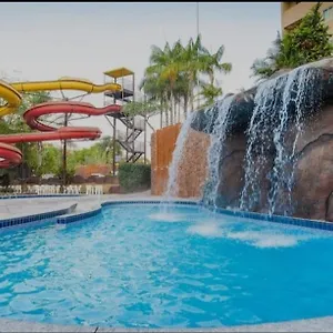 Resort Golden Dolphin Grand